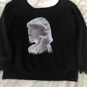 Taylor Swift 1989 Style sweatshirt scoop neck M